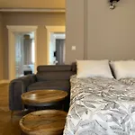 Premium For 6 Guests Center With 2 Bedrooms And Living *