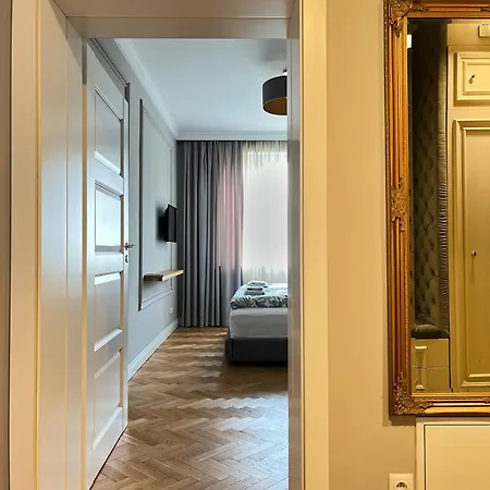 Premium For 6 Guests Center With 2 Bedrooms And Living Lejlighed *