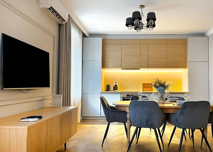 Apartment Premium For 6 Guests Center With 2 Bedrooms And Living Krakow