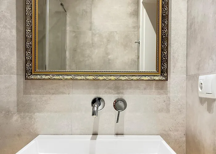 Premium For 6 Guests Center With 2 Bedrooms And Living * Krakow