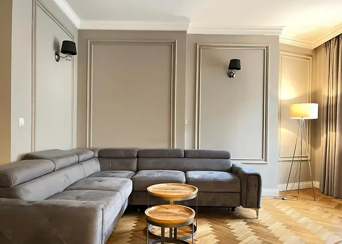 Premium For 6 Guests Center With 2 Bedrooms And Living *