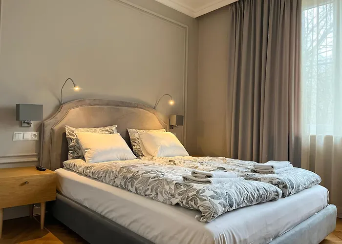 Premium For 6 Guests Center With 2 Bedrooms And Living *