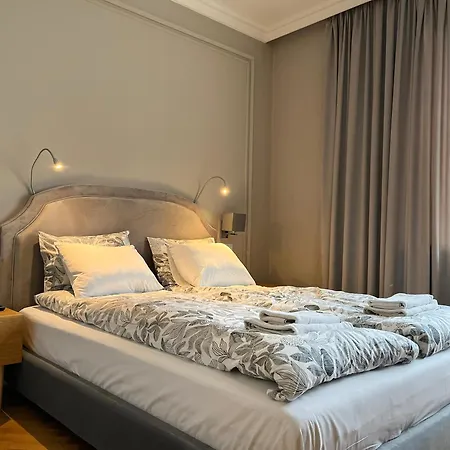 Premium For 6 Guests Center With 2 Bedrooms And Living *